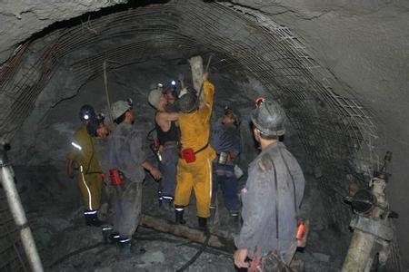 中阳工程爆破中的危险因素分析以及应对工程爆破危险的措施